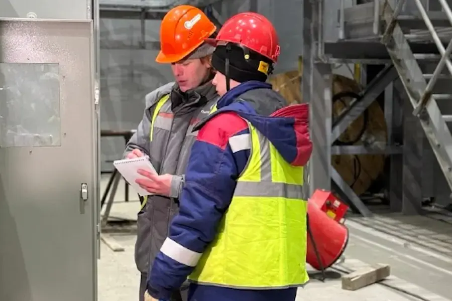 Индустрия будущего: как выпускники колледжей строят карьеру на современном цинковом заводе