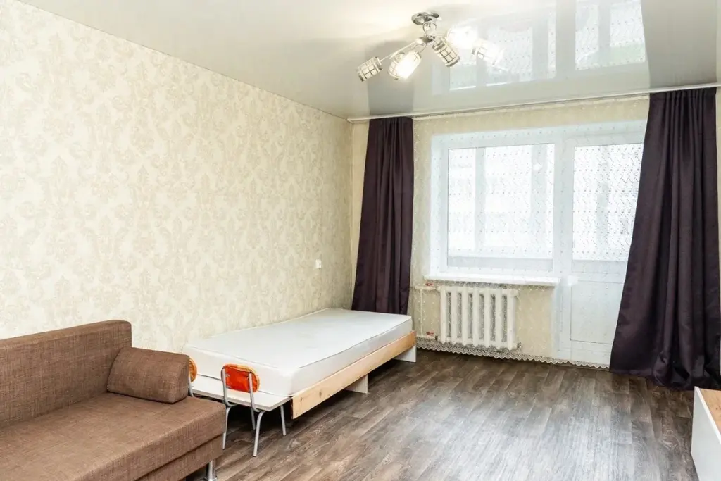 3 - комнатная квартира, ул. Чекасина, 6