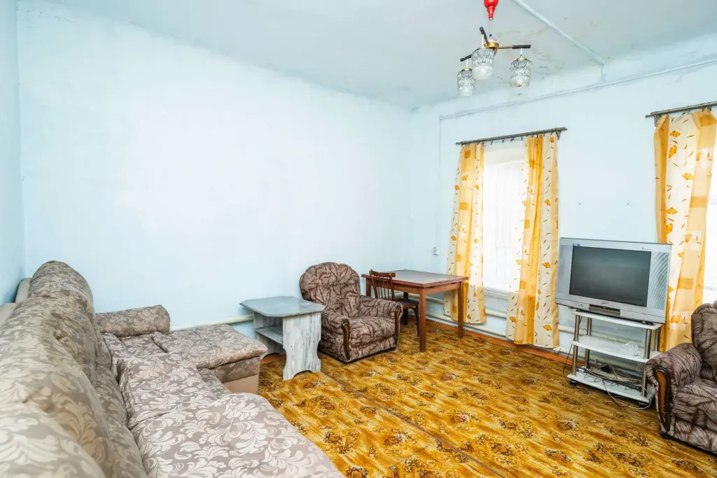 1-к. квартира в деревянном доме, ул. Строителей, 48