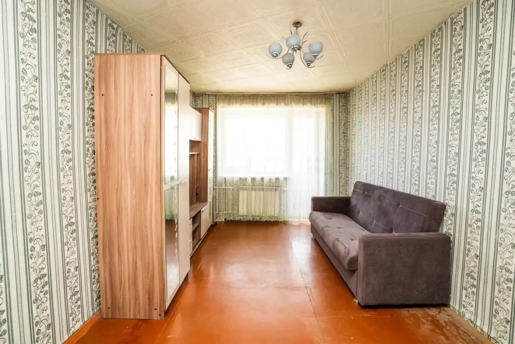 2- комнатная квартира,ул. Карла Маркса, 137