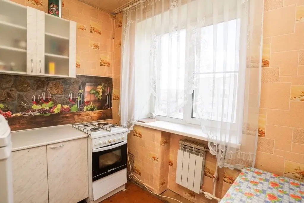 2- комнатная квартира,ул. Карла Маркса, 137