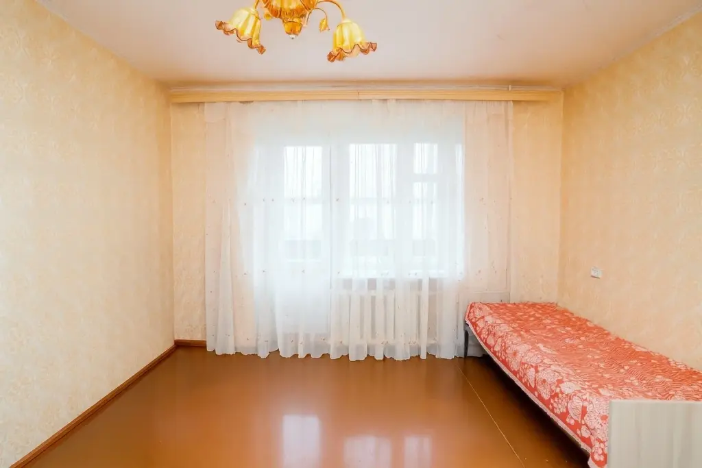 2-ка, пос. Строителей, ул. Западная, 5