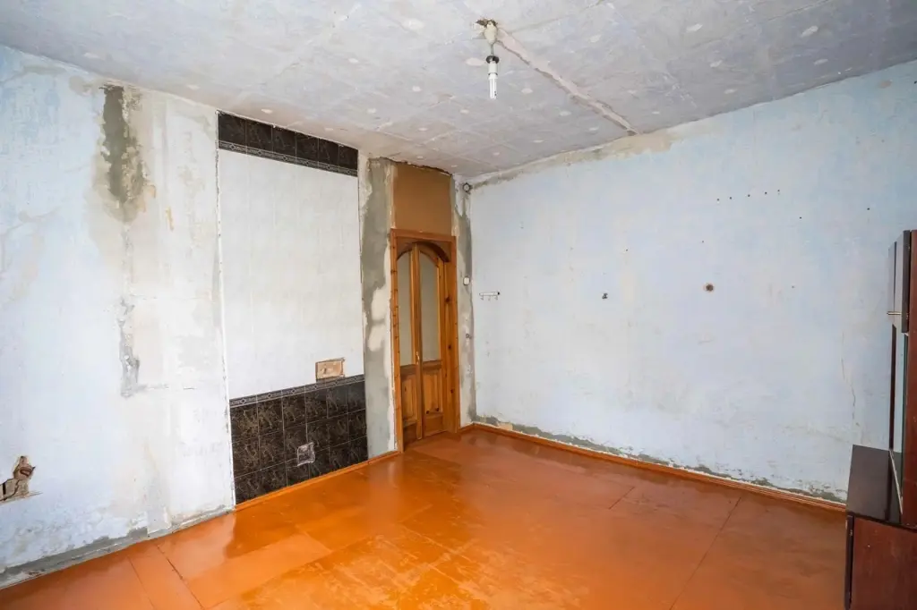 1- комнатная квартира,ул. Республики, 6