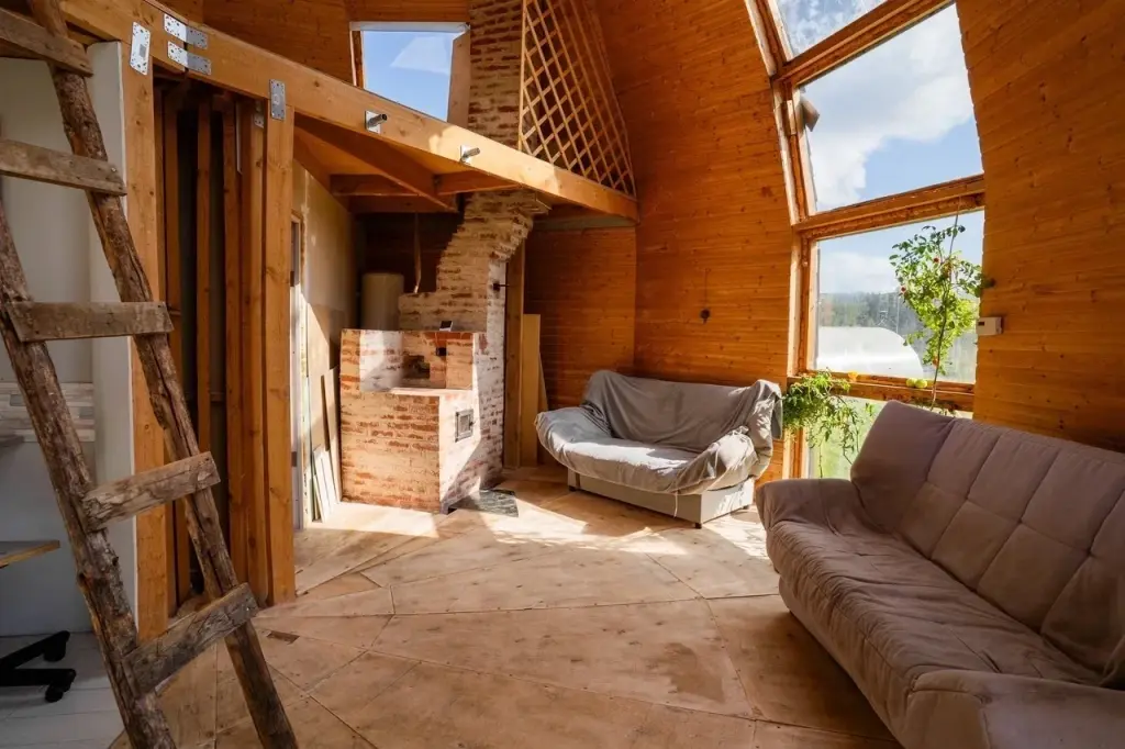 Купольный дом в п. Костер, оз. Аракуль