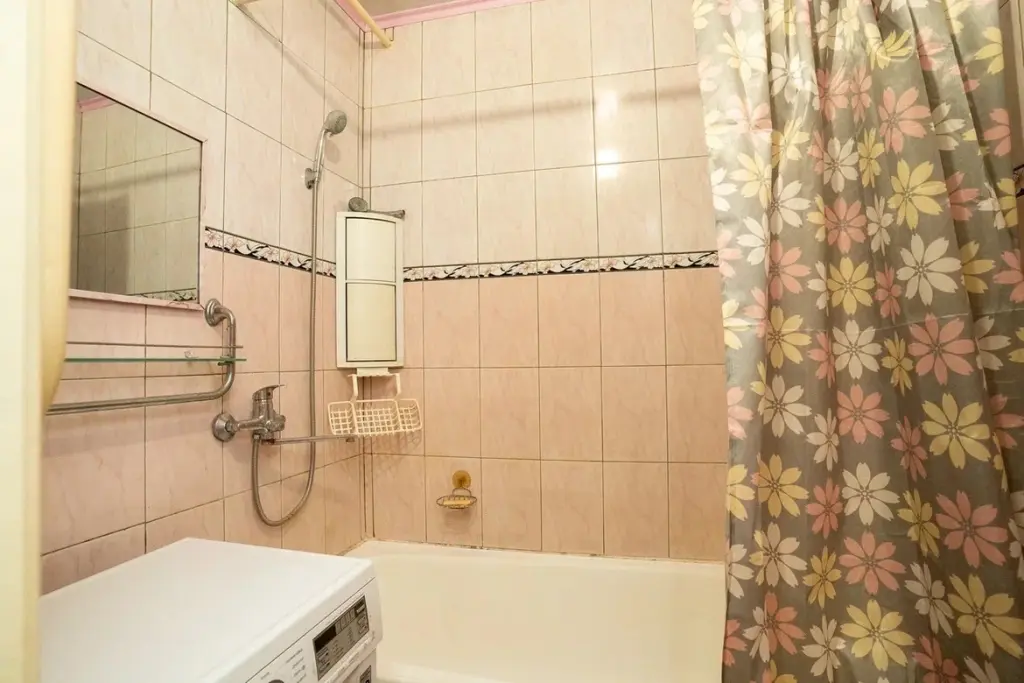 3-х комнатная квартира, ул. Чекасина, 8