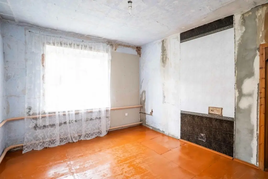 1- комнатная квартира,ул. Республики, 6