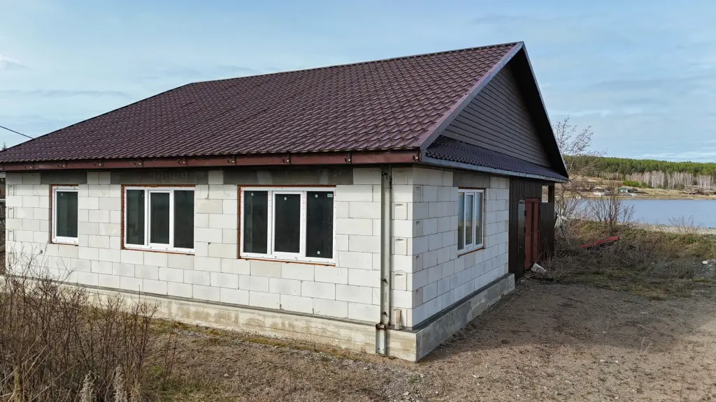 Дом, п. Нижний Уфалей, ул. Культуры, 127