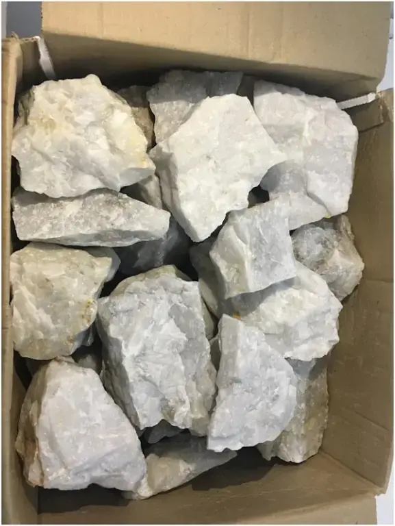 Кварц белый колотый