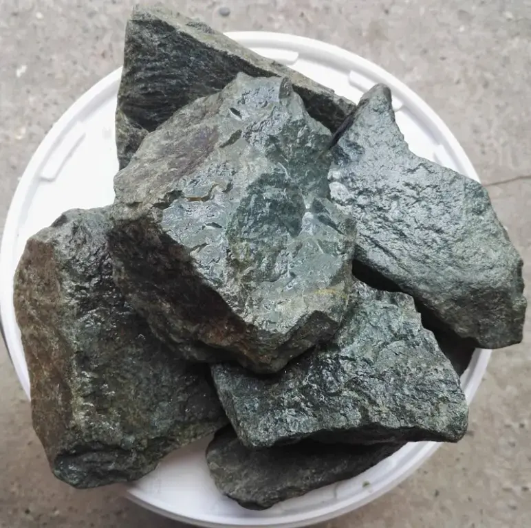 Дунит колотый