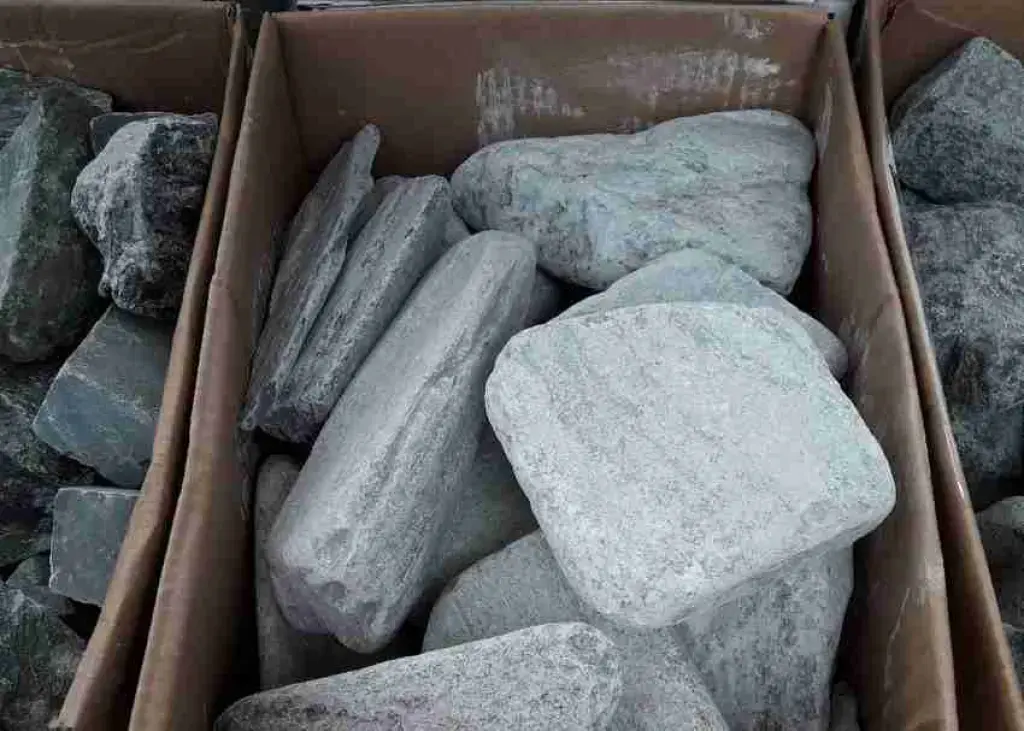 Талькохлорит шлифованный