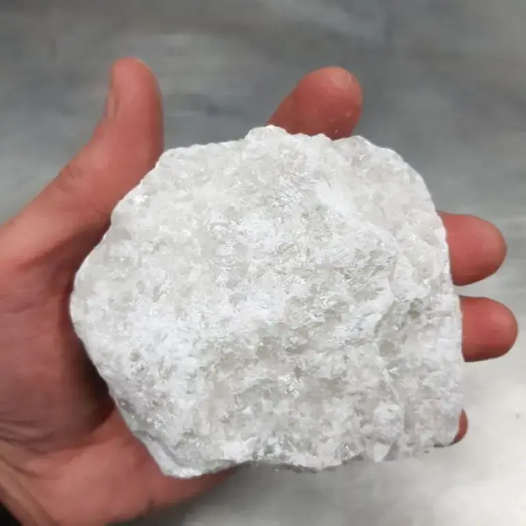 Кварц белый колотый